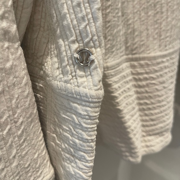 Lululemon oversize top, comfy - size medium large - Picture 3 of 4